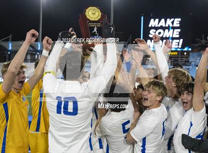 Thumbnail 3 in Denver East vs Broomfield (CHSAA 5A Final) photogallery.