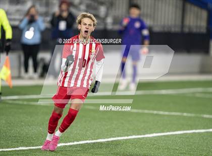 Thumbnail 2 in Denver East vs Broomfield (CHSAA 5A Final) photogallery.