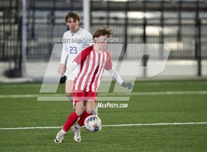 Thumbnail 3 in Denver East vs Broomfield (CHSAA 5A Final) photogallery.