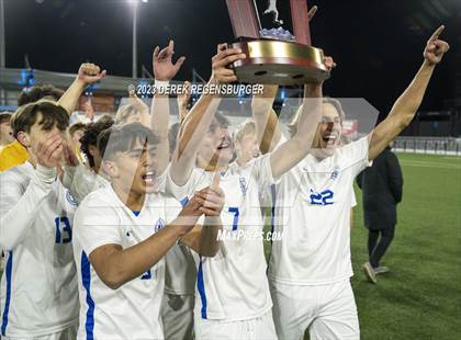 Thumbnail 2 in Denver East vs Broomfield (CHSAA 5A Final) photogallery.