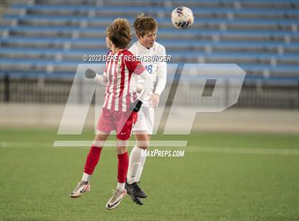 Thumbnail 3 in Denver East vs Broomfield (CHSAA 5A Final) photogallery.