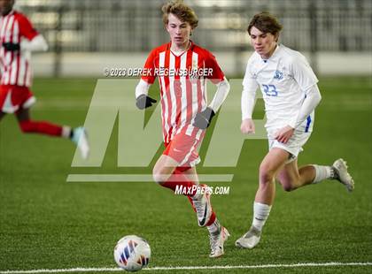 Thumbnail 2 in Denver East vs Broomfield (CHSAA 5A Final) photogallery.