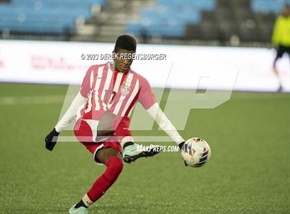 Thumbnail 2 in Denver East vs Broomfield (CHSAA 5A Final) photogallery.