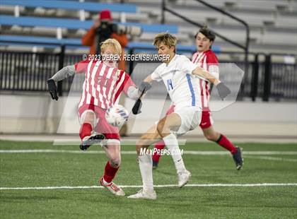 Thumbnail 2 in Denver East vs Broomfield (CHSAA 5A Final) photogallery.
