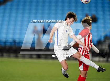 Thumbnail 3 in Denver East vs Broomfield (CHSAA 5A Final) photogallery.