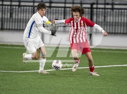 Thumbnail 2 in Denver East vs Broomfield (CHSAA 5A Final) photogallery.