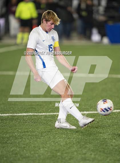 Thumbnail 1 in Denver East vs Broomfield (CHSAA 5A Final) photogallery.