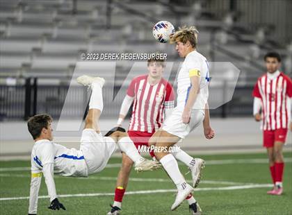 Thumbnail 1 in Denver East vs Broomfield (CHSAA 5A Final) photogallery.