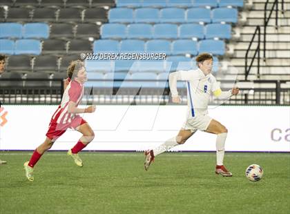 Thumbnail 3 in Denver East vs Broomfield (CHSAA 5A Final) photogallery.