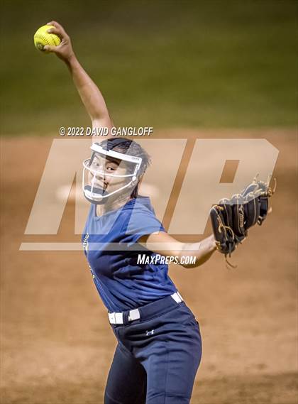 Thumbnail 2 in San Juan Hills vs Santa Margarita (Scrimmage) photogallery.