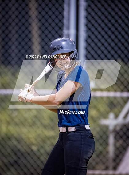 Thumbnail 3 in San Juan Hills vs Santa Margarita (Scrimmage) photogallery.
