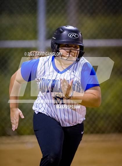 Thumbnail 3 in San Juan Hills vs Santa Margarita (Scrimmage) photogallery.