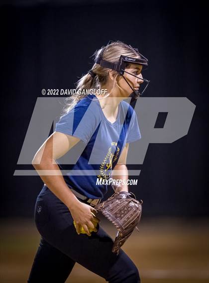 Thumbnail 1 in San Juan Hills vs Santa Margarita (Scrimmage) photogallery.