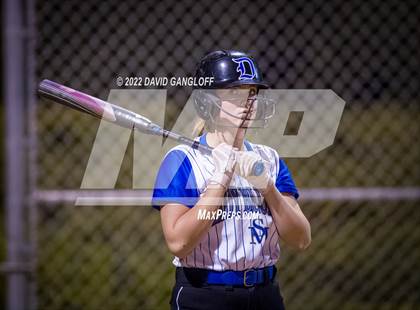 Thumbnail 3 in San Juan Hills vs Santa Margarita (Scrimmage) photogallery.