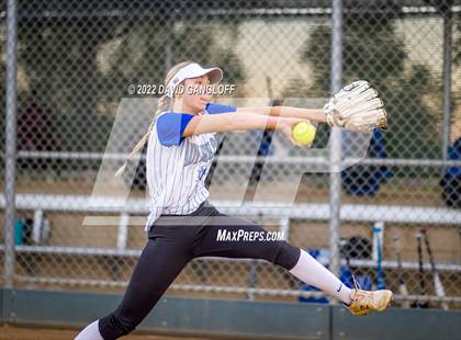 Thumbnail 1 in San Juan Hills vs Santa Margarita (Scrimmage) photogallery.
