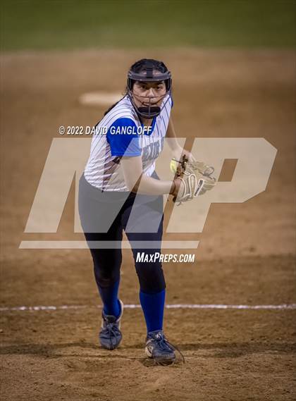 Thumbnail 1 in San Juan Hills vs Santa Margarita (Scrimmage) photogallery.