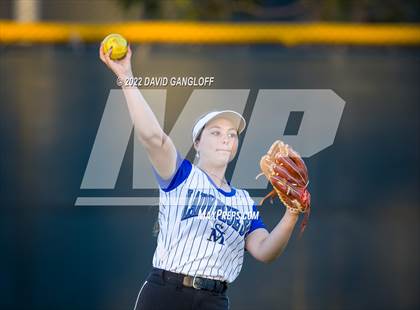 Thumbnail 1 in San Juan Hills vs Santa Margarita (Scrimmage) photogallery.