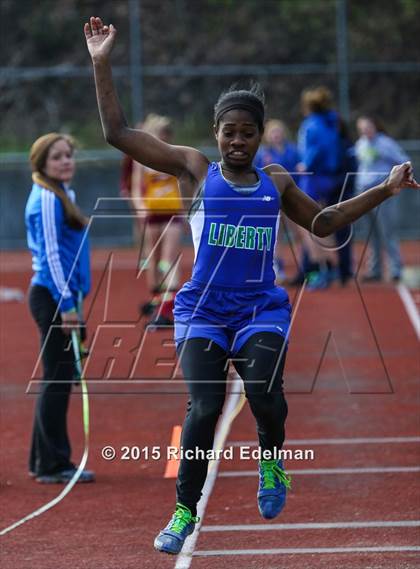 Thumbnail 2 in Liberty Invitational photogallery.