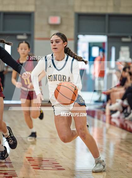 Thumbnail 2 in Esperanza vs. Sonora (Kiernan Klassic Showcase) photogallery.