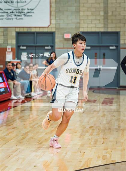 Thumbnail 1 in Esperanza vs. Sonora (Kiernan Klassic Showcase) photogallery.