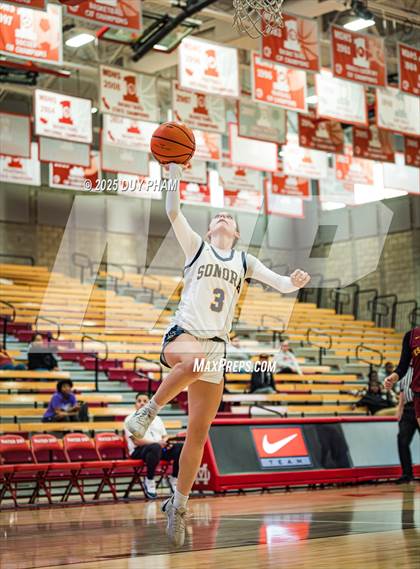 Thumbnail 3 in Esperanza vs. Sonora (Kiernan Klassic Showcase) photogallery.