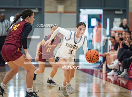 Thumbnail 1 in Esperanza vs. Sonora (Kiernan Klassic Showcase) photogallery.