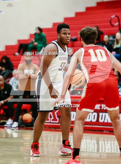 Thumbnail 2 in Leuzinger vs Cathedral Catholic (Take Flight Challenge) photogallery.