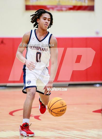 Thumbnail 2 in Leuzinger vs Cathedral Catholic (Take Flight Challenge) photogallery.