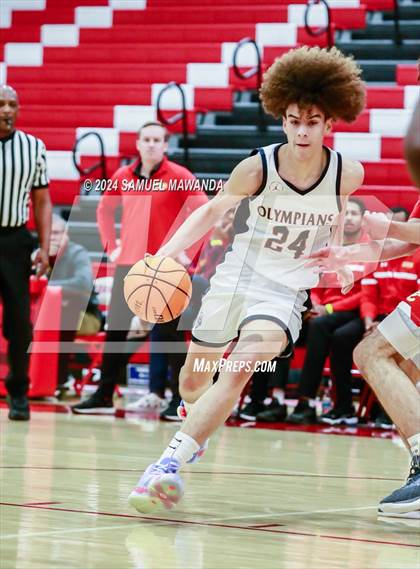 Thumbnail 3 in Leuzinger vs Cathedral Catholic (Take Flight Challenge) photogallery.