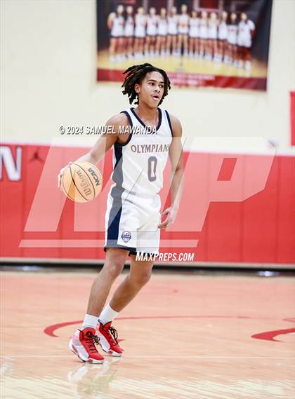 Thumbnail 1 in Leuzinger vs Cathedral Catholic (Take Flight Challenge) photogallery.