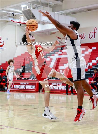 Thumbnail 1 in Leuzinger vs Cathedral Catholic (Take Flight Challenge) photogallery.