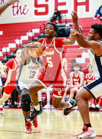 Thumbnail 3 in Leuzinger vs Cathedral Catholic (Take Flight Challenge) photogallery.
