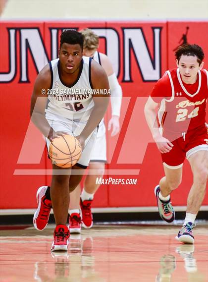Thumbnail 2 in Leuzinger vs Cathedral Catholic (Take Flight Challenge) photogallery.