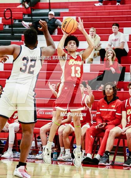 Thumbnail 2 in Leuzinger vs Cathedral Catholic (Take Flight Challenge) photogallery.