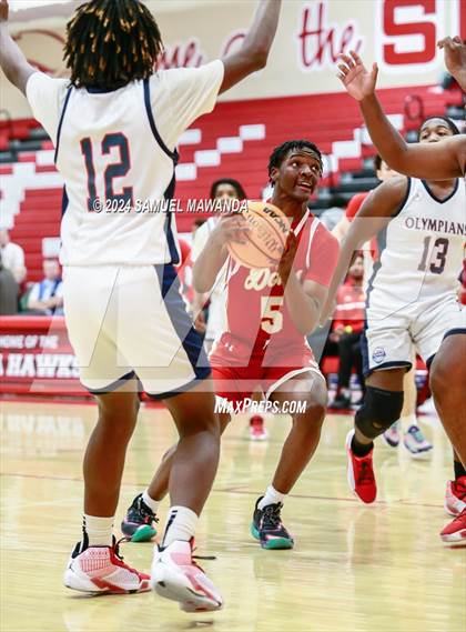 Thumbnail 1 in Leuzinger vs Cathedral Catholic (Take Flight Challenge) photogallery.