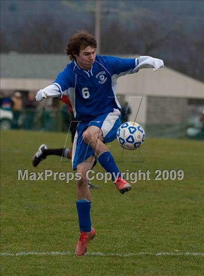 Thumbnail 3 in Belfast vs. Northville (NYSPHSAA Class D Semifinal) photogallery.