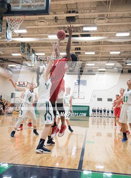 Thumbnail 3 in Regis Jesuit @ ThunderRidge photogallery.