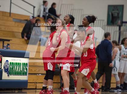 Thumbnail 2 in Regis Jesuit @ ThunderRidge photogallery.