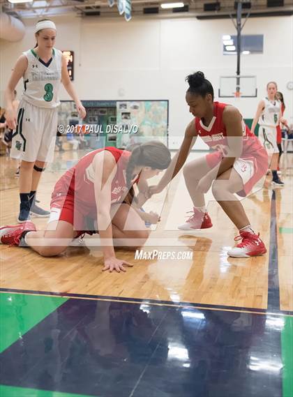 Thumbnail 2 in Regis Jesuit @ ThunderRidge photogallery.