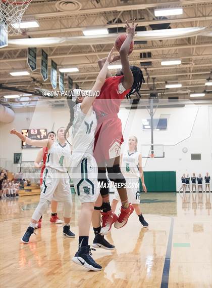Thumbnail 2 in Regis Jesuit @ ThunderRidge photogallery.