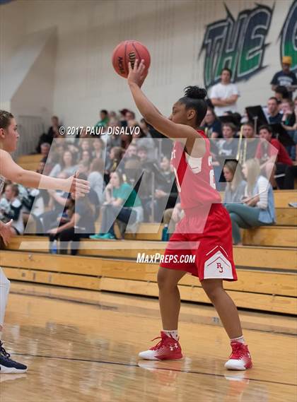 Thumbnail 2 in Regis Jesuit @ ThunderRidge photogallery.