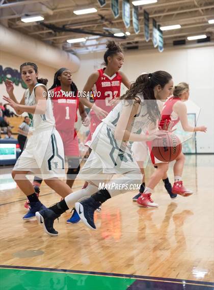 Thumbnail 1 in Regis Jesuit @ ThunderRidge photogallery.