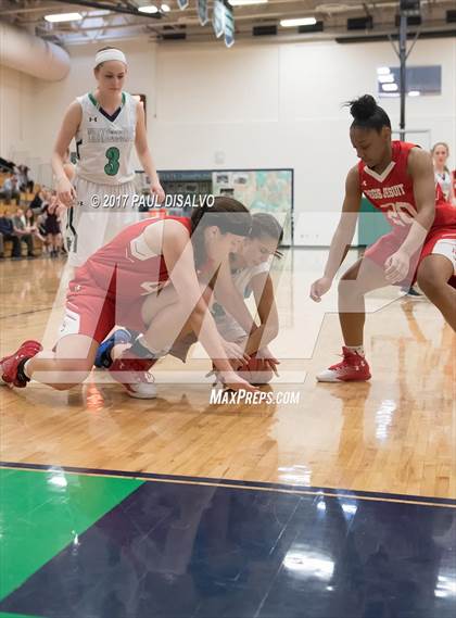 Thumbnail 3 in Regis Jesuit @ ThunderRidge photogallery.