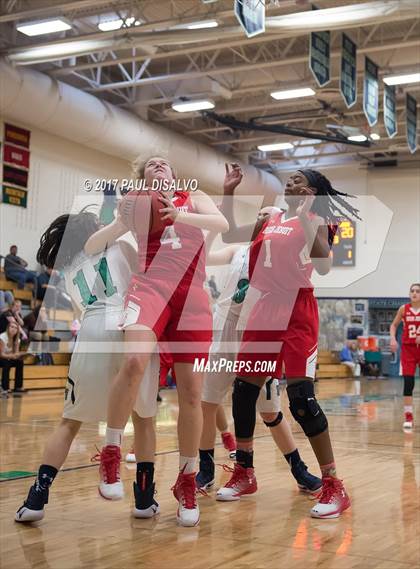 Thumbnail 2 in Regis Jesuit @ ThunderRidge photogallery.