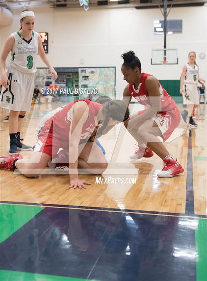 Thumbnail 3 in Regis Jesuit @ ThunderRidge photogallery.