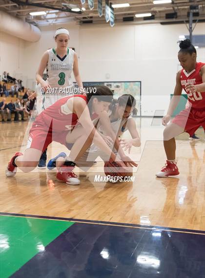 Thumbnail 2 in Regis Jesuit @ ThunderRidge photogallery.
