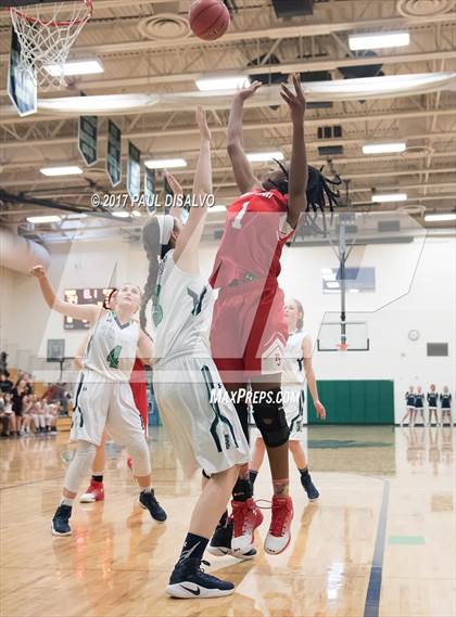 Thumbnail 1 in Regis Jesuit @ ThunderRidge photogallery.