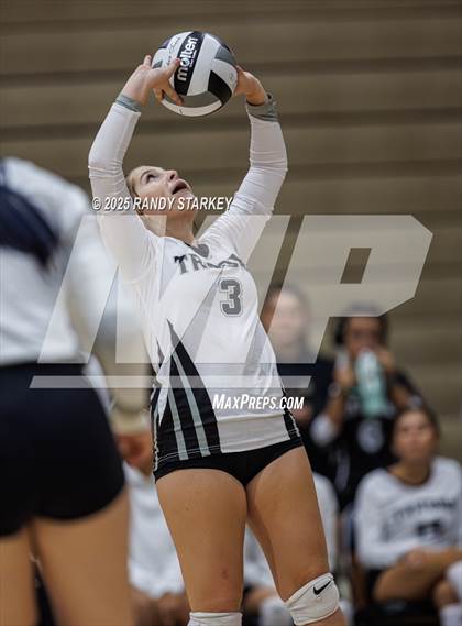 Thumbnail 3 in Lehigh @ Mariner photogallery.