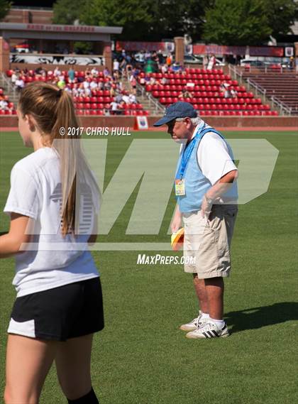 Thumbnail 2 in West Stokes vs. Carrboro (NCHSAA 2A Final) photogallery.