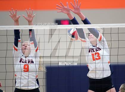 Thumbnail 3 in Gatesville @ Glenn photogallery.